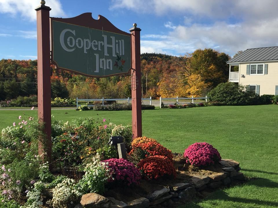 Cooper Hill Inn East Dover Exterior photo